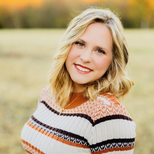 Elliana Griffith Elliana Griffith